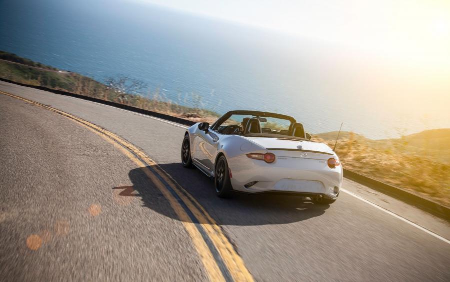  Mazda MX-5 Miata Club 2015 года  (фото 3 из 31)